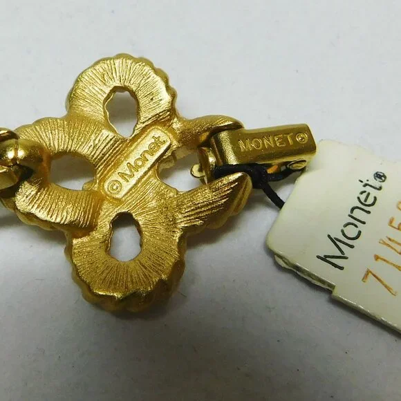 Monet Vintage Gold Tone Blue Cabochons & Fleur De Lis Bracelet - NWT - Picture 3 of 4